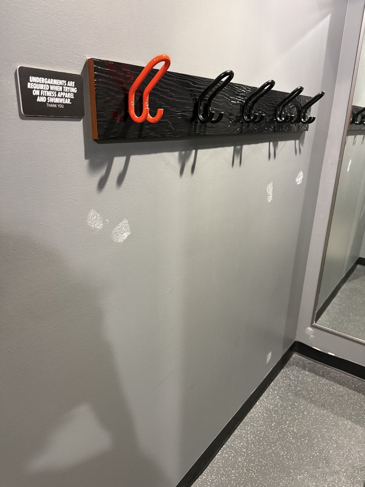 Wall patching & paint touch-up — Before / preparation